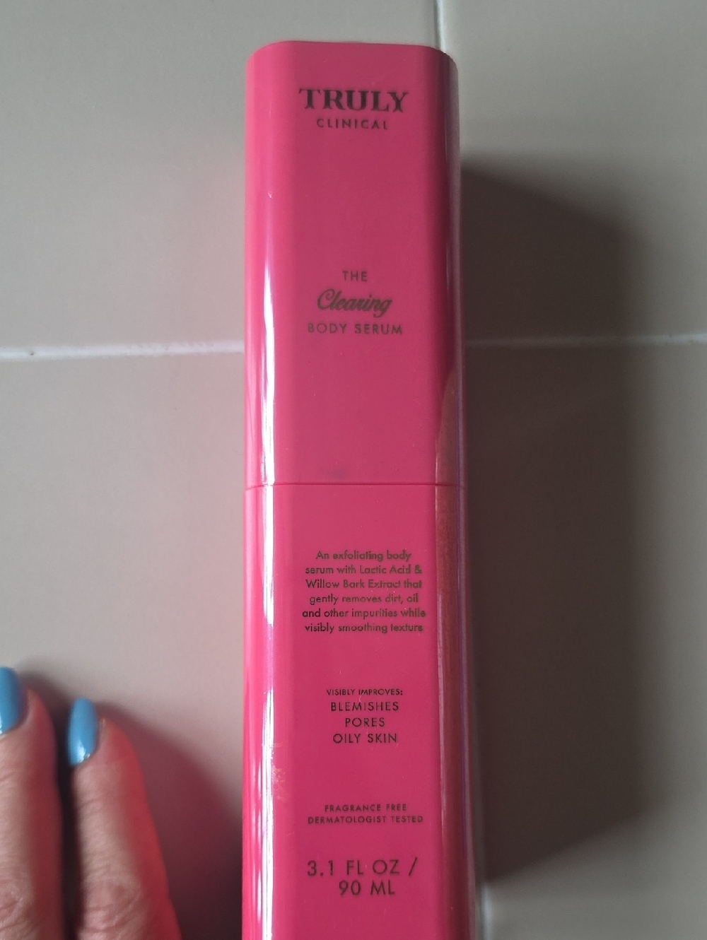 TRULY Clinical The Cleansing Body Serum - Bright Pink Bottle